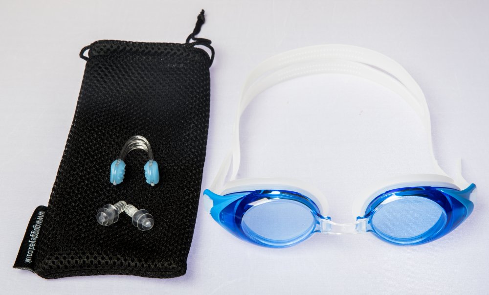 prescription swimming goggles